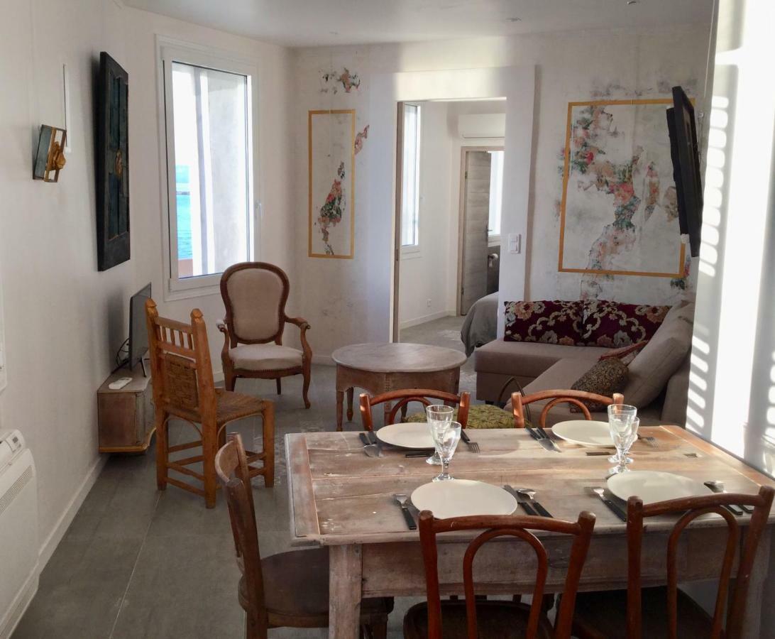 Marseille Malmousque Cabanon 45 M2 Sur L'Eau Apartment Luaran gambar